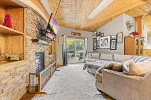 31813 Lakeway Dr NE, Cambridge, MN 55008 - Photo 17