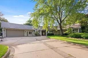 31813 Lakeway Dr NE, Cambridge, MN 55008 - Photo 3