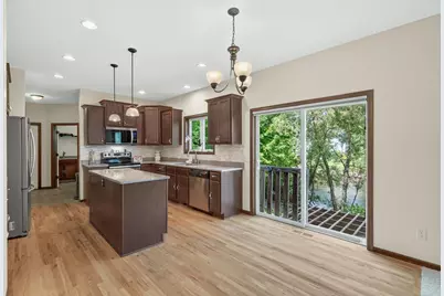 10548 Noble Circle N, Brooklyn Park, MN 55443 - Photo 9