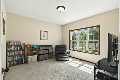 10548 Noble Circle N, Brooklyn Park, MN 55443 - Photo 7