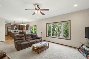 10548 Noble Cir N, Brooklyn Park, MN 55443 - Photo 9