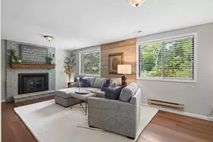 4501 Redwood Cir, Minnetonka, MN 55345 - Photo 17