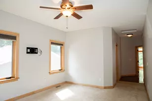 930 County Rd C E, Maplewood, MN 55109 - Photo 15