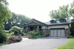 930 County Rd C E, Maplewood, MN 55109 - Photo 3
