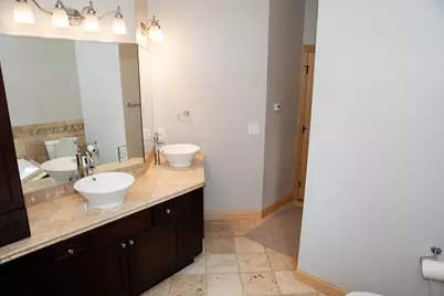 930 County Road C E, Maplewood, MN 55109 - Photo 19