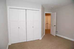 930 County Rd C E, Maplewood, MN 55109 - Photo 35