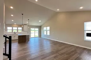1664 Lund Wy, Shakopee, MN 55379 - Photo 7
