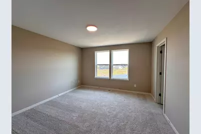 1649 Lund Way, Shakopee, MN 55379 - Photo 11