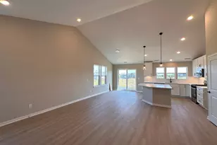 1649 Lund Wy, Shakopee, MN 55379 - Photo 7