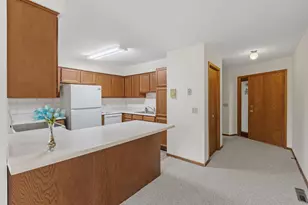 4165 Hilltop Point, Eagan, MN 55123 - Photo 7