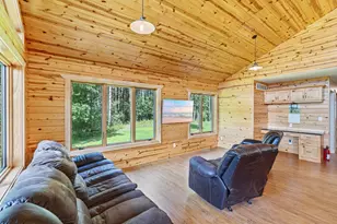 1131 Broken Arrow Rd, Hudson, WI 54016 - Photo 3