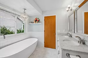 961 Coneflower Ct, Eagan, MN 55123 - Photo 19