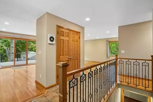 4580 Oak Pond Rd, Eagan, MN 55123 - Photo 5