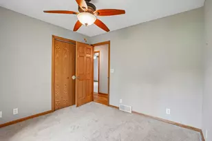 4580 Oak Pond Rd, Eagan, MN 55123 - Photo 27