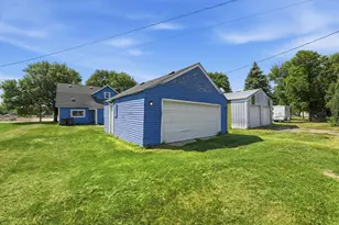 604 Atlantic Ave N, Herman, MN 56248 - Photo 3