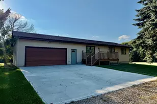 27661 Town Ave, Worthington, MN 56187 - Photo 1