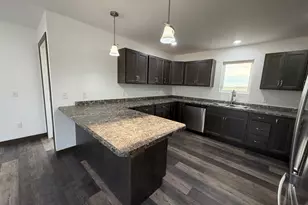 1200 Main Ave S, Roseau, MN 56751 - Photo 7