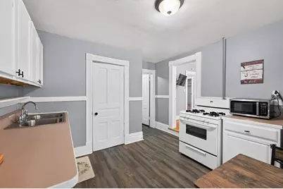 677 Sherburne Avenue, Saint Paul, MN 55104 - Photo 27