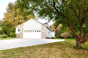1827 Haller Way, Saint Cloud, MN 56301 - Photo 5