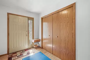 1827 Haller Way, Saint Cloud, MN 56301 - Photo 9