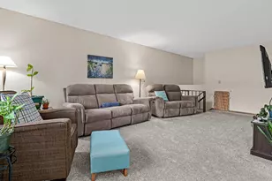 7840 Bona Rd, Mounds View, MN 55112 - Photo 7