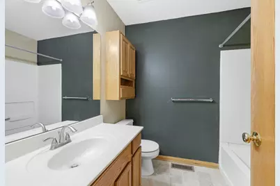 422 Leeward Trail, Woodbury, MN 55129 - Photo 17
