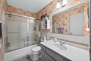 4045 Hodgson Rd, Shoreview, MN 55126 - Photo 17