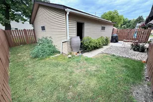 19 1st Ave NE, Fairfax, MN 55332 - Photo 7
