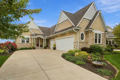 21 Phoebe Lane, North Oaks, MN 55127 - Photo 1