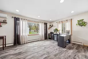 565 3rd Ave SW, Hutchinson, MN 55350 - Photo 5