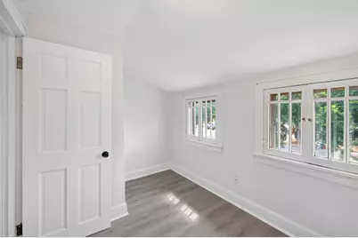 569 Hatch Avenue, Saint Paul, MN 55117 - Photo 17