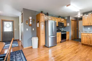 614 W Colfax St, Parkers Prairie, MN 56361 - Photo 7