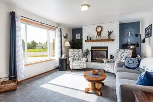 614 W Colfax St, Parkers Prairie, MN 56361 - Photo 5