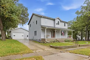 745 2nd St N, Brownton, MN 55312 - Photo 1