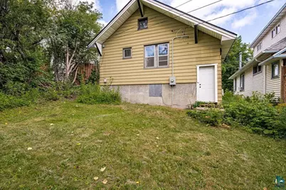 421 N 11th Avenue W, Duluth, MN 55806 - Photo 15