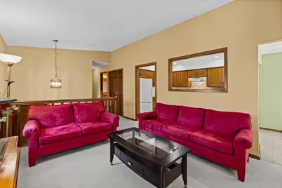 5642 Chatsworth Street N, Shoreview, MN 55126 - Photo 11