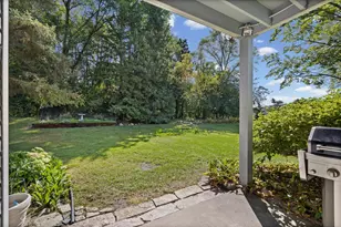 5642 Chatsworth St N, Shoreview, MN 55126 - Photo 47