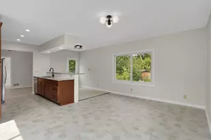 7372 Stillwater Blvd N, Oakdale, MN 55128 - Photo 13