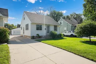 210 11th Ave NE, Rochester, MN 55906 - Photo 1