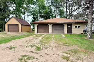 506 Jackson Street E, Parkers Prairie, MN 56361 - Photo 3