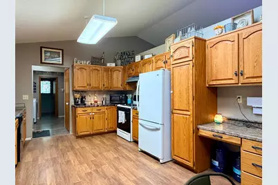 506 Jackson Street E, Parkers Prairie, MN 56361 - Photo 5