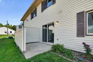 2801 19th Ave NW, Rochester, MN 55901 - Photo 15