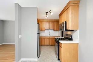 6024 W 35th St, Saint Louis Park, MN 55416 - Photo 3