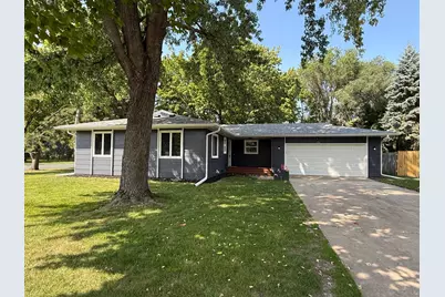 420 Livingston Court, Northfield, MN 55057 - Photo 3