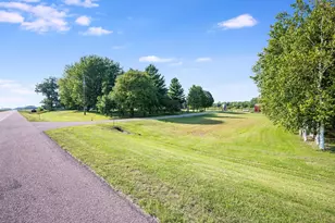 30452 390th St, Le Sueur, MN 56058 - Photo 15
