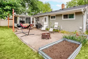 2084 Randy Ave, White Bear Lake, MN 55110 - Photo 45
