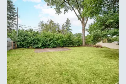 2084 Randy Avenue, White Bear Lake, MN 55110 - Photo 51