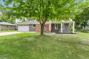 208 4th St SW, New Prague, MN 56071 - Photo 1