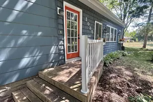 1035 Ramsey St, Hastings, MN 55033 - Photo 3