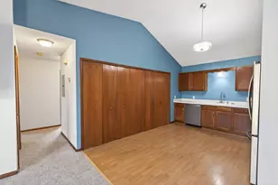 3306 Greenbrier St, Vadnais Heights, MN 55127 - Photo 11